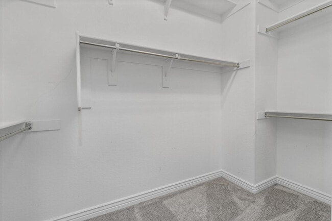 Building Photo - 1063 N 70th Way