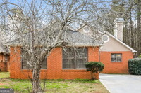 Building Photo - 3330 Salem Cove Dr
