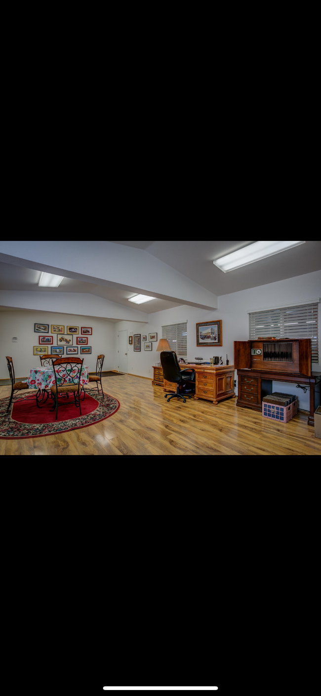 Building Photo - Ramsey Studio