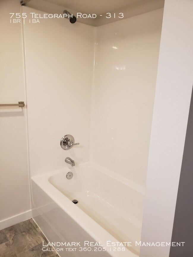 Building Photo - Francis Park, Premiere Bellingham Living