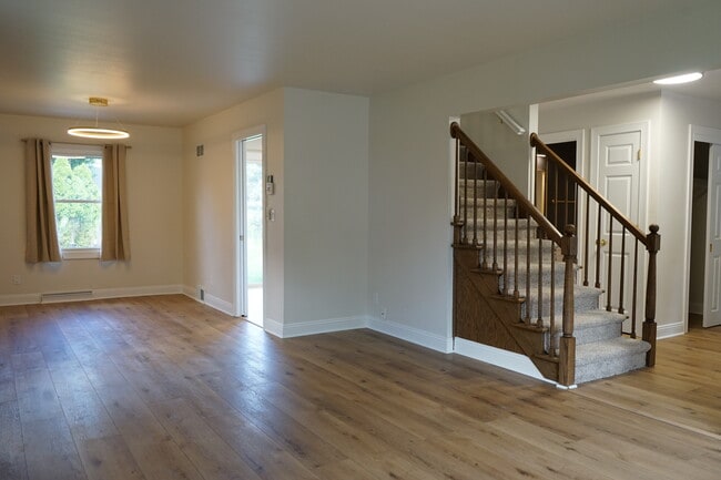 Building Photo - 17670 Green Isle Ct