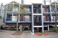 Building Photo - 18511 Egret Bay Blvd