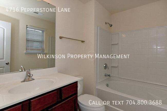 Building Photo - 4716 Pepperstone Ln