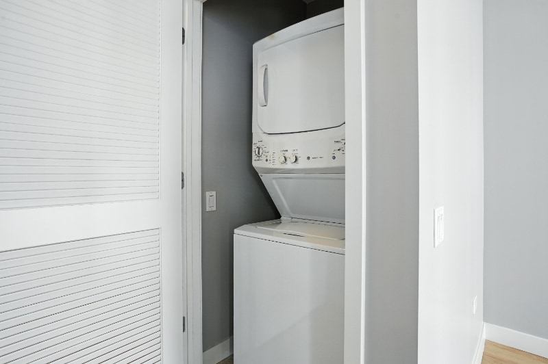 Building Photo - 367 E Wacker Dr