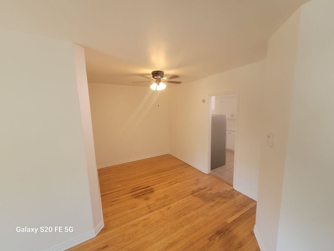 Building Photo - 4159 Somerset Dr