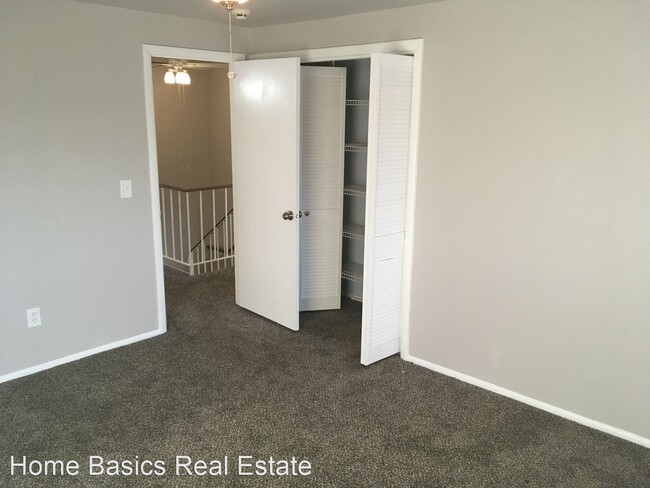 Building Photo - 4 br, 2.5 bath House - 3212 Shadowbrook Dr