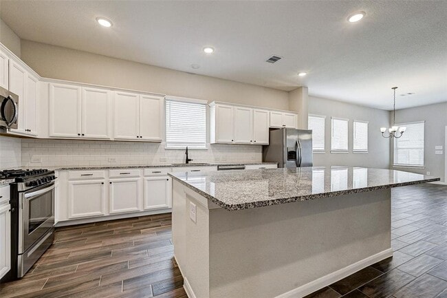 Building Photo - 25403 Kidwiler Dr