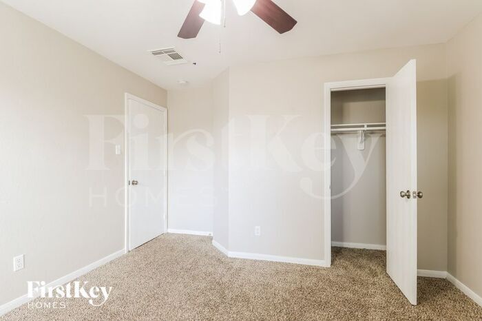 Building Photo - 21606 Gannet Peak Way