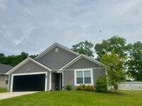 Building Photo - Woodland Park Single Family Homes