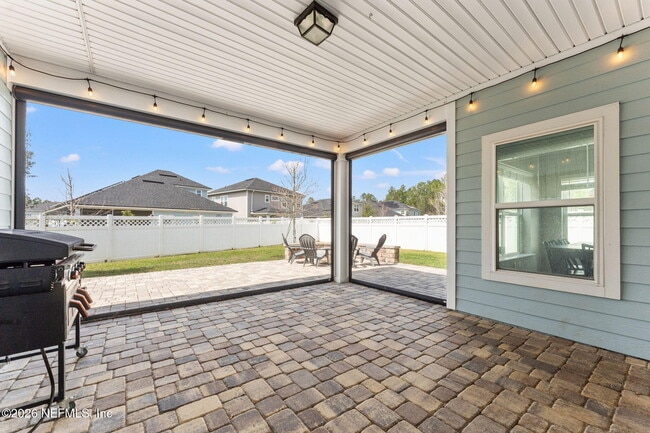 Building Photo - 611 Watervale Dr