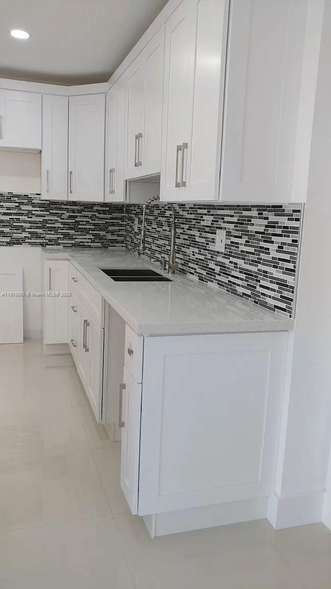 Building Photo - 3812 SW 133rd Pl