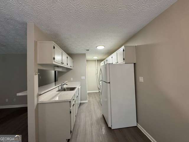 Building Photo - 662 Bellemeade Dr SW