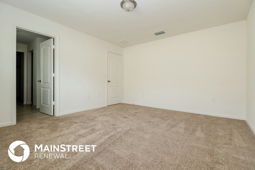 Building Photo - 8229 Silverbell Loop