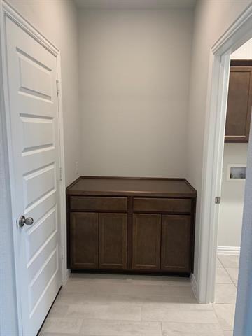 Building Photo - 1917 Briar Rose Dr