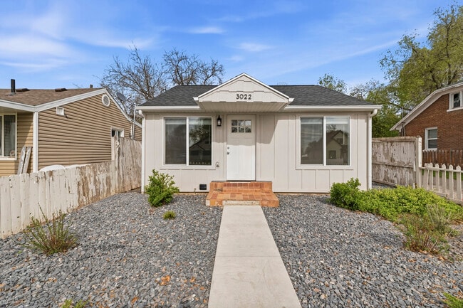 Building Photo - 3022 Jefferson Ave