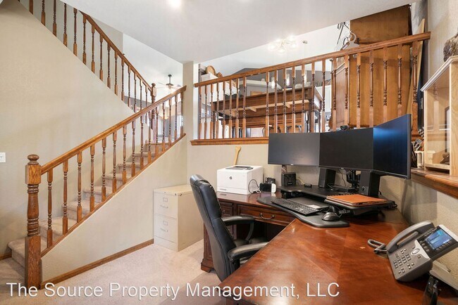 Building Photo - 3 br, 2 bath House - 4403 Cushing Dr