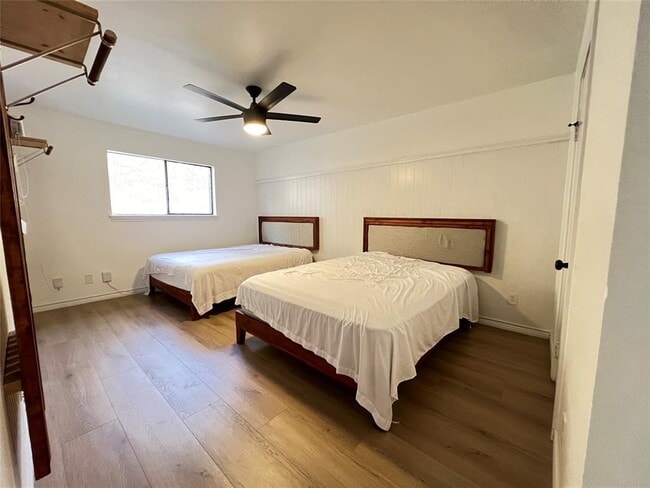 Building Photo - 3310 Hycreek Dr