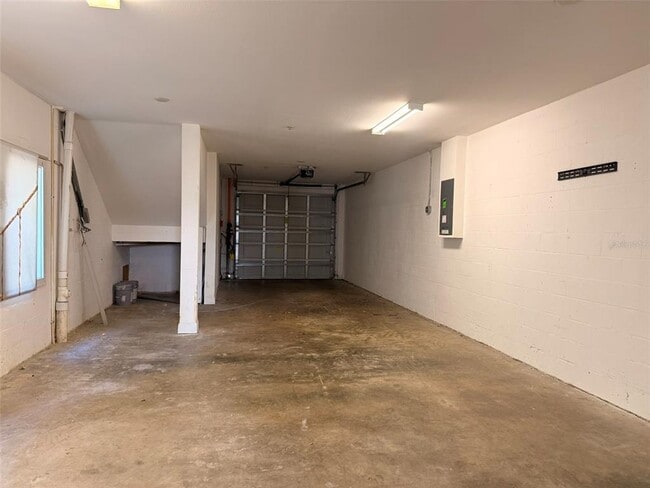 Building Photo - 6815 S Juanita St