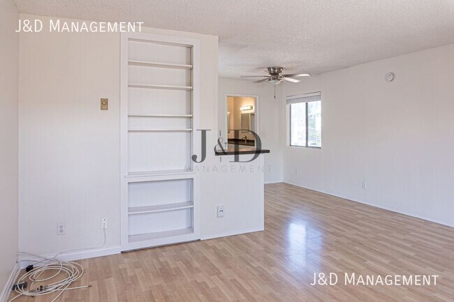 Building Photo - 4077 Utah St