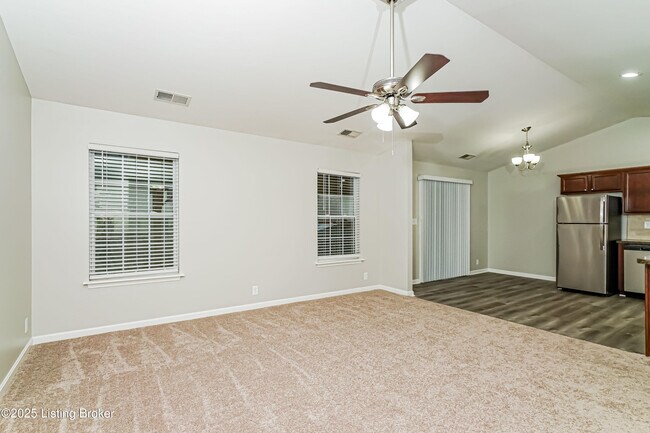 Building Photo - 9216 River Trail Dr