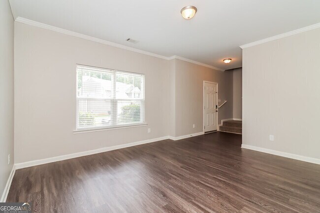Building Photo - 412 Fieldcrest Dr