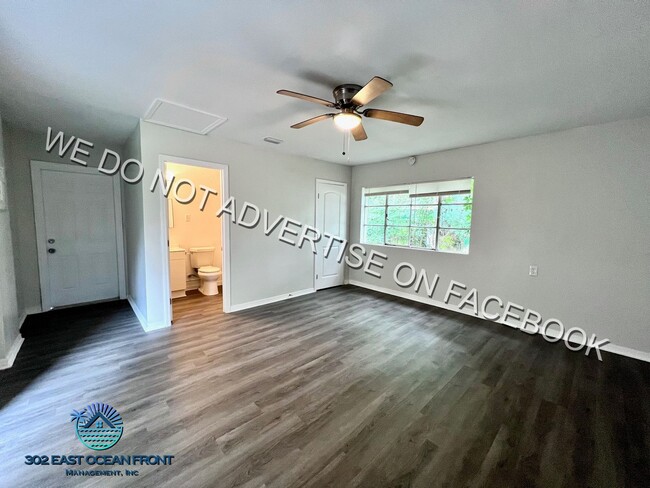 Building Photo - $200 OFF FIRST MONTH RENT - Lovely 3 Bedro...