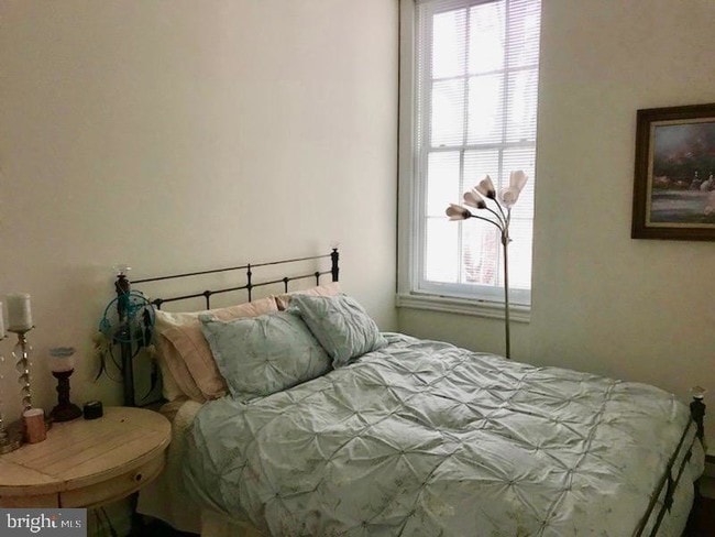 Building Photo - 1300 Spruce St