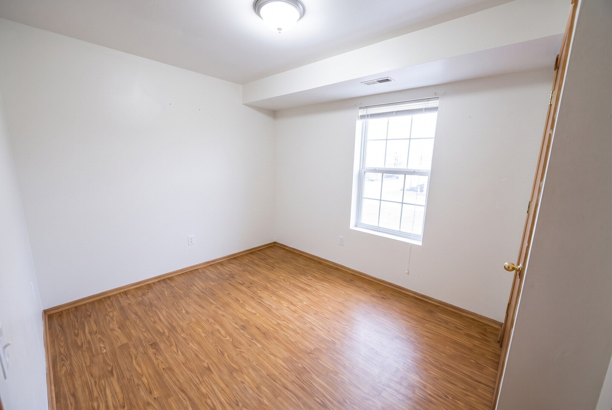Building Photo - 520 W Mifflin St