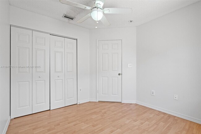 Building Photo - 14202 SW 151st Ct