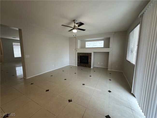 Building Photo - 2566 Golden Bay Ct