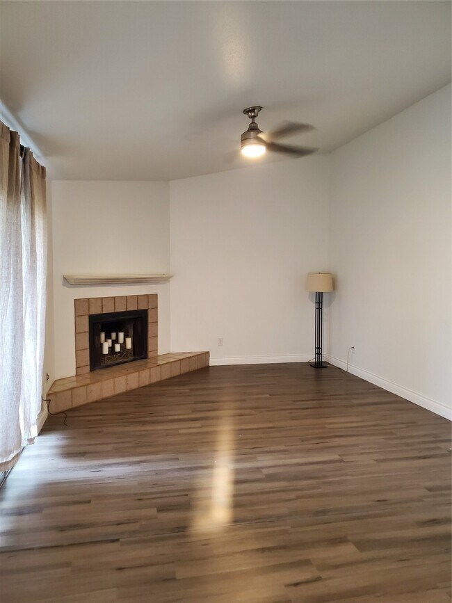 Building Photo - 14555 Wunderlich Dr