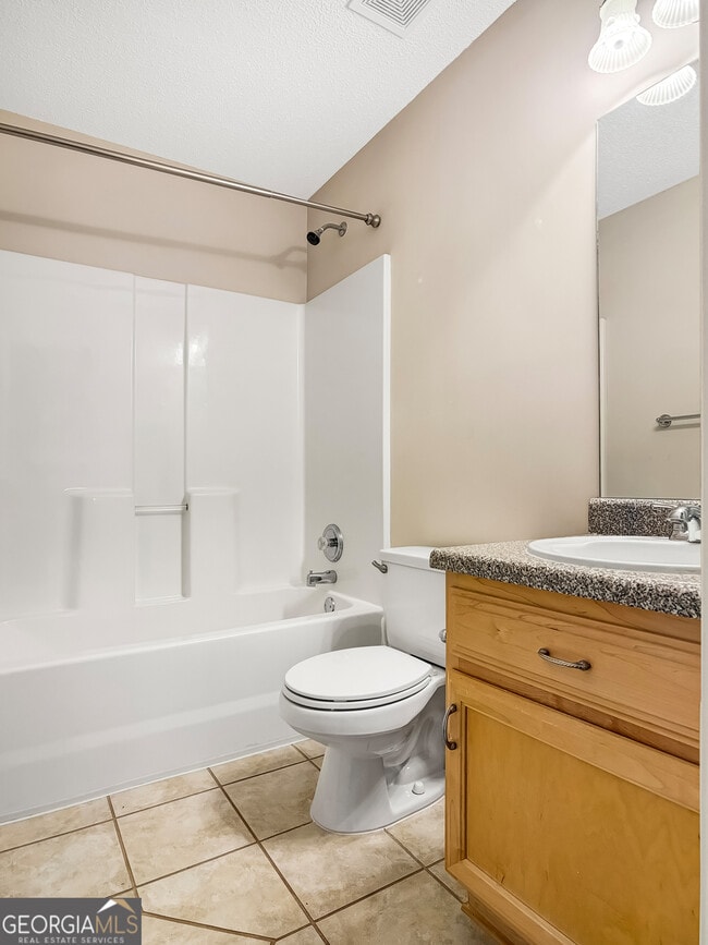 Building Photo - 50 Hidden Brook Trail