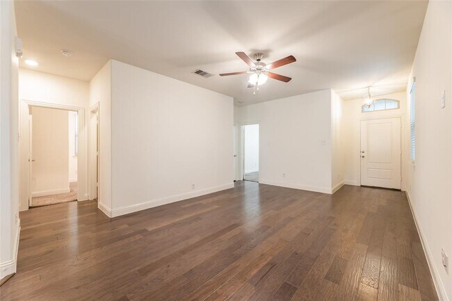 Building Photo - 7105 Wildflower Wy