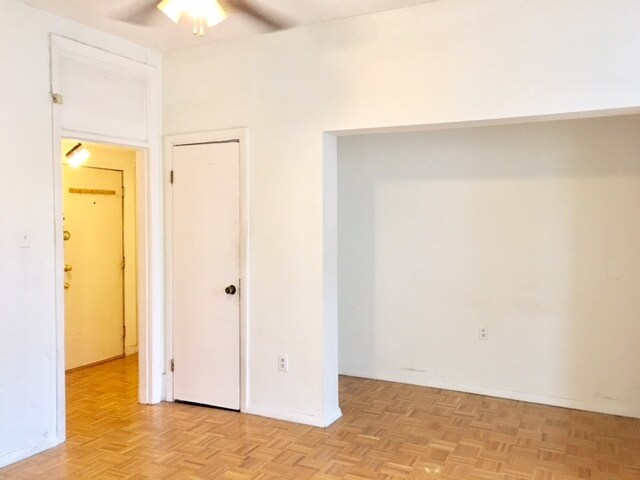 Building Photo - 65 Burbank St