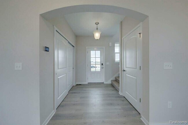 Building Photo - 2050 Steelwood Dr
