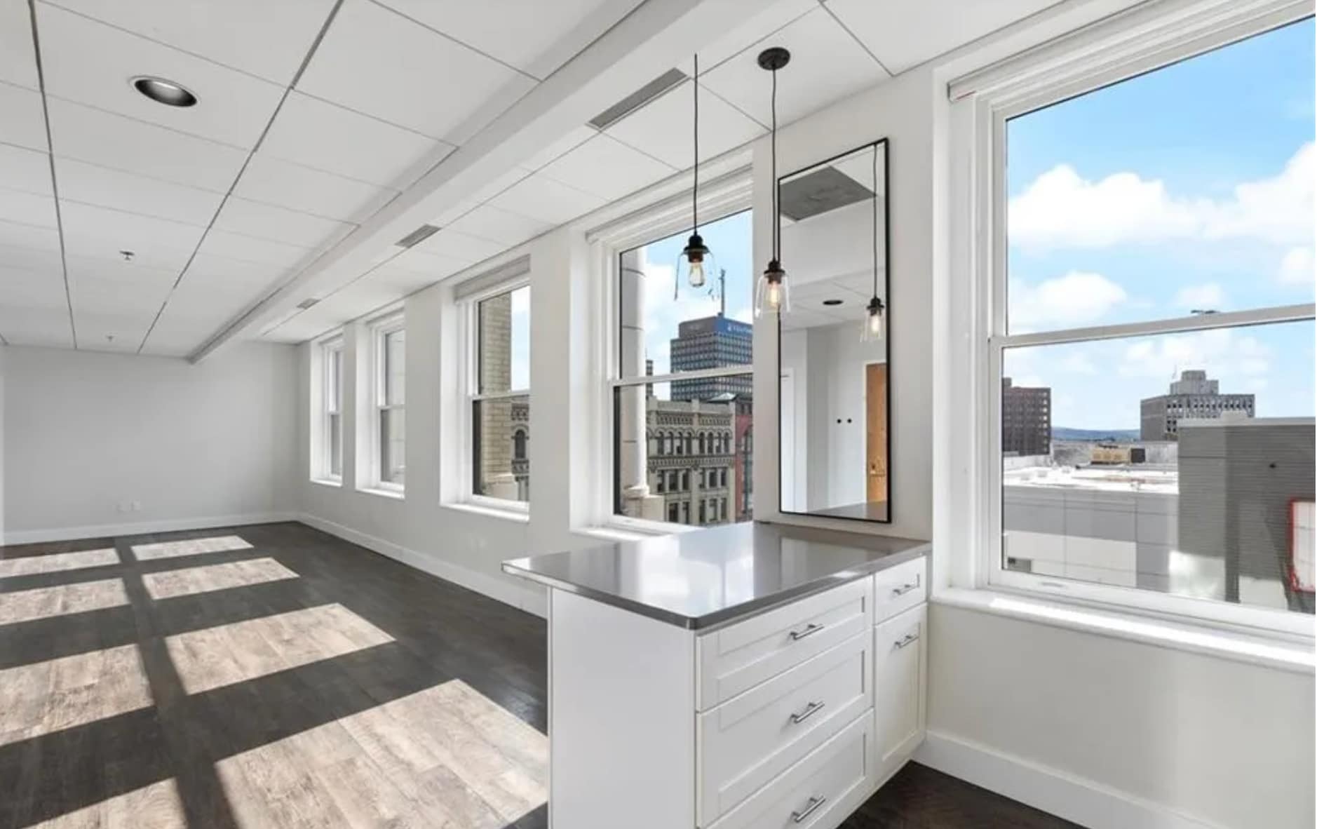 Building Photo - 108 W Jefferson St