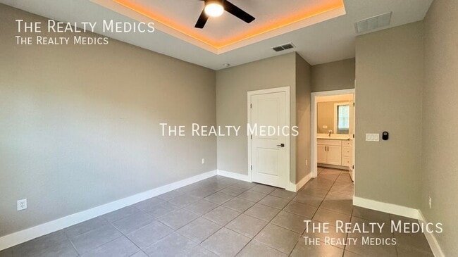 Building Photo - 56 Cordona Dr