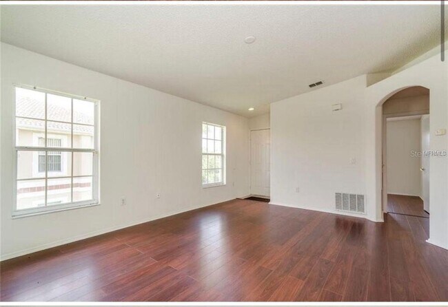 Building Photo - 13301 Fairway Glen Dr