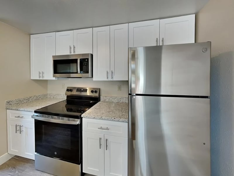 Building Photo - 17776 E Bethany Dr