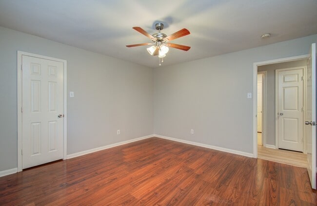 Building Photo - 14003 Cypress Falls Dr