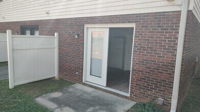 Building Photo - 514 Reams Ave