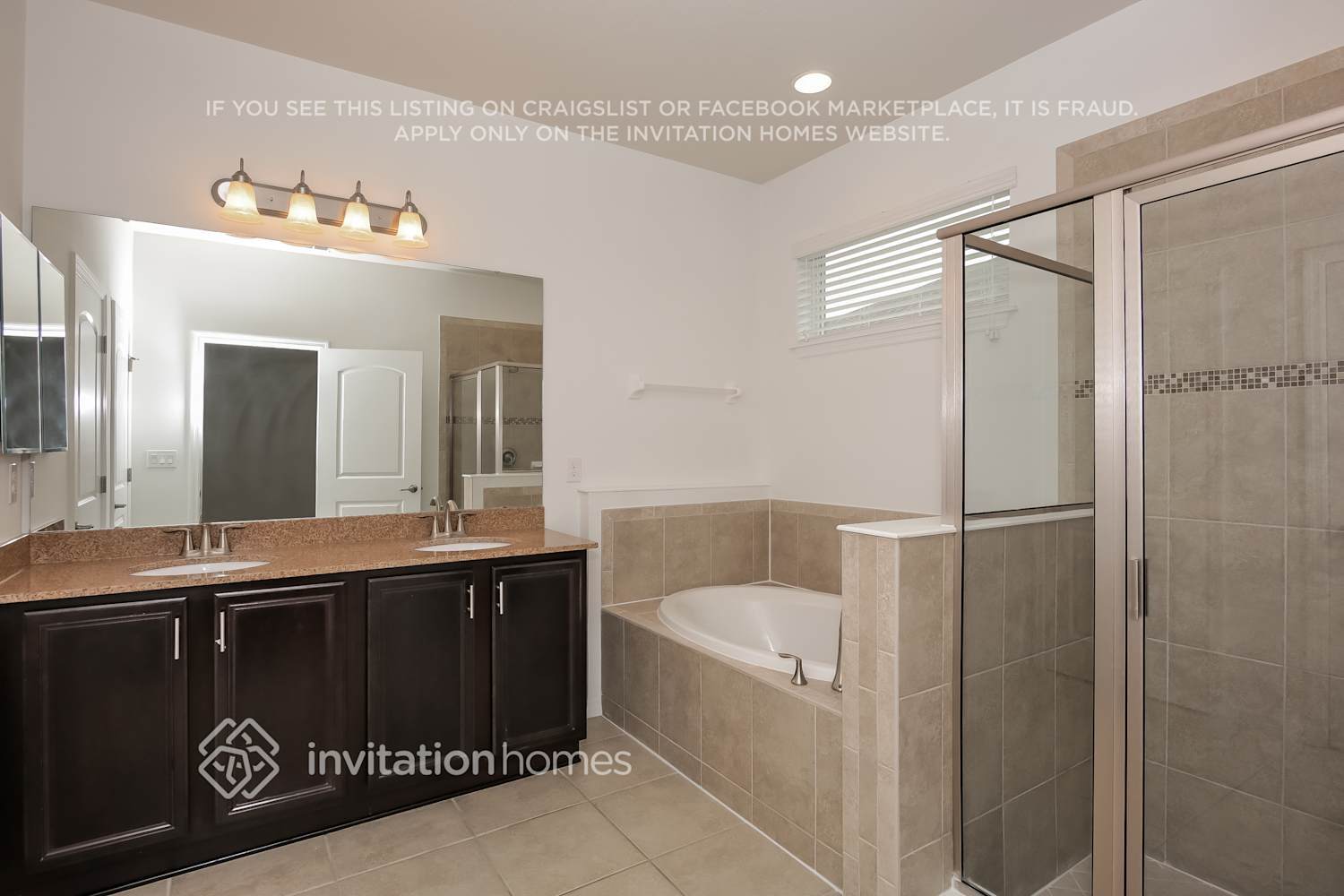 Building Photo - 15634 Starling Water Dr