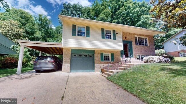 Primary Photo - 7305 Whitson Dr
