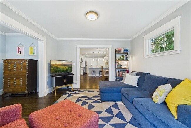 Building Photo - 53 Torrey St
