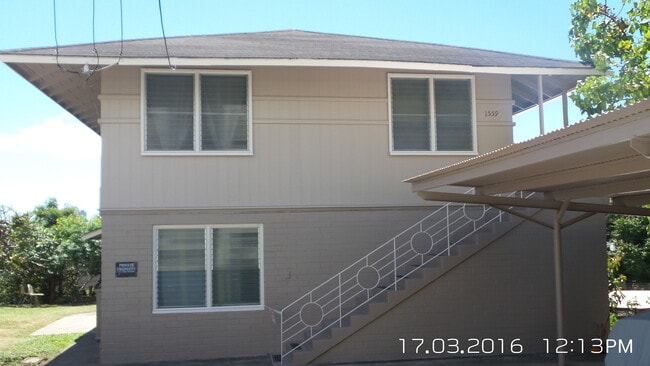 Building Photo - 1559B Thurston Ave