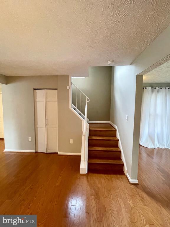 Building Photo - 5737 Independence Cir