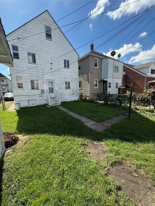 Building Photo - 3107 Jacob St
