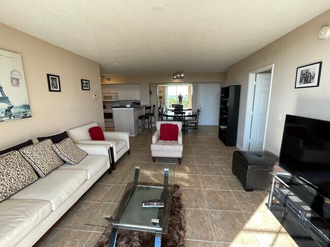 Building Photo - 651 Okeechobee Blvd