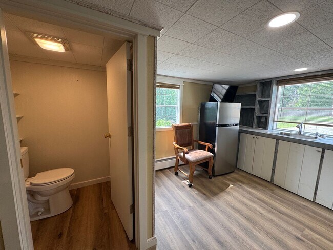 Building Photo - Cozy Tiny Home In Waynesville, MO to include utilities and WIFI!