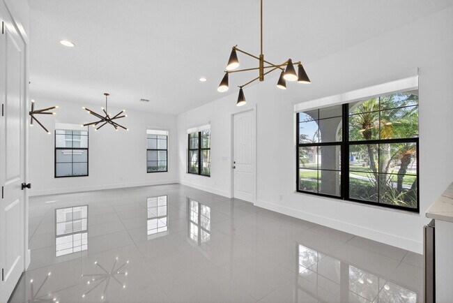 Building Photo - 4025 Faraday Wy